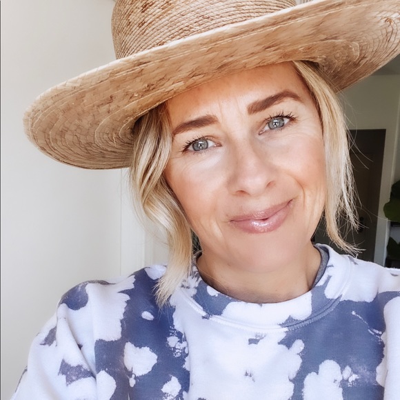 Meet your Posher, T - Picture 1 of 1